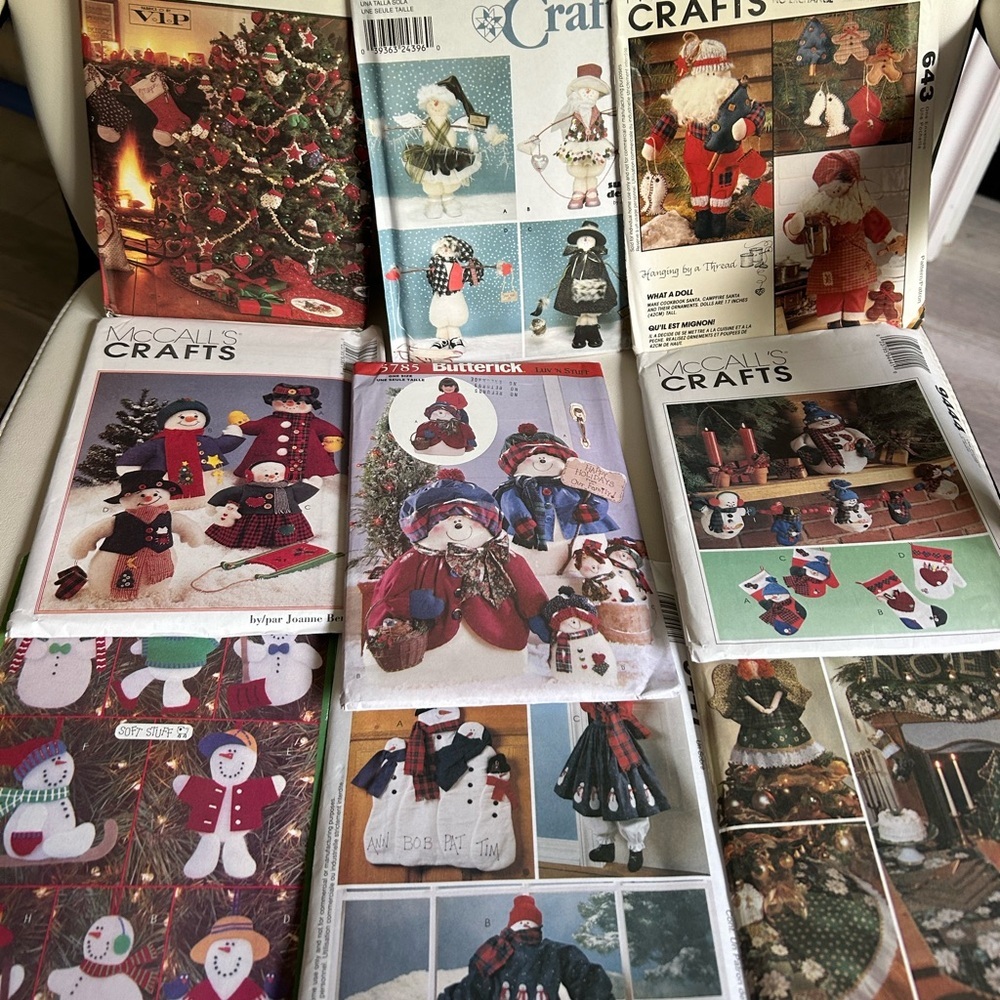 Christmas sewing VIP Holiday Craft Pattern Set of nine 🪡